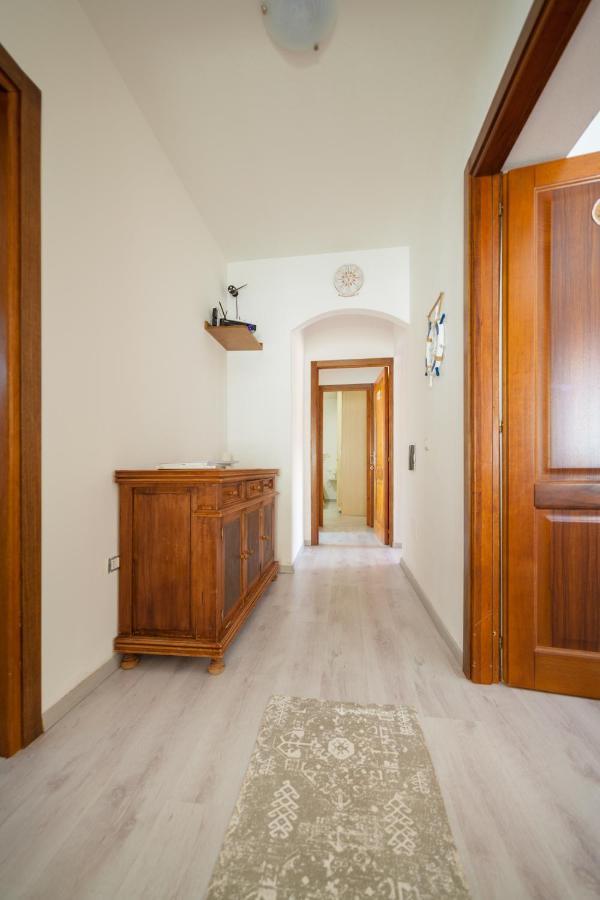 Brezza B&B Гольфо-Аранчи Экстерьер фото