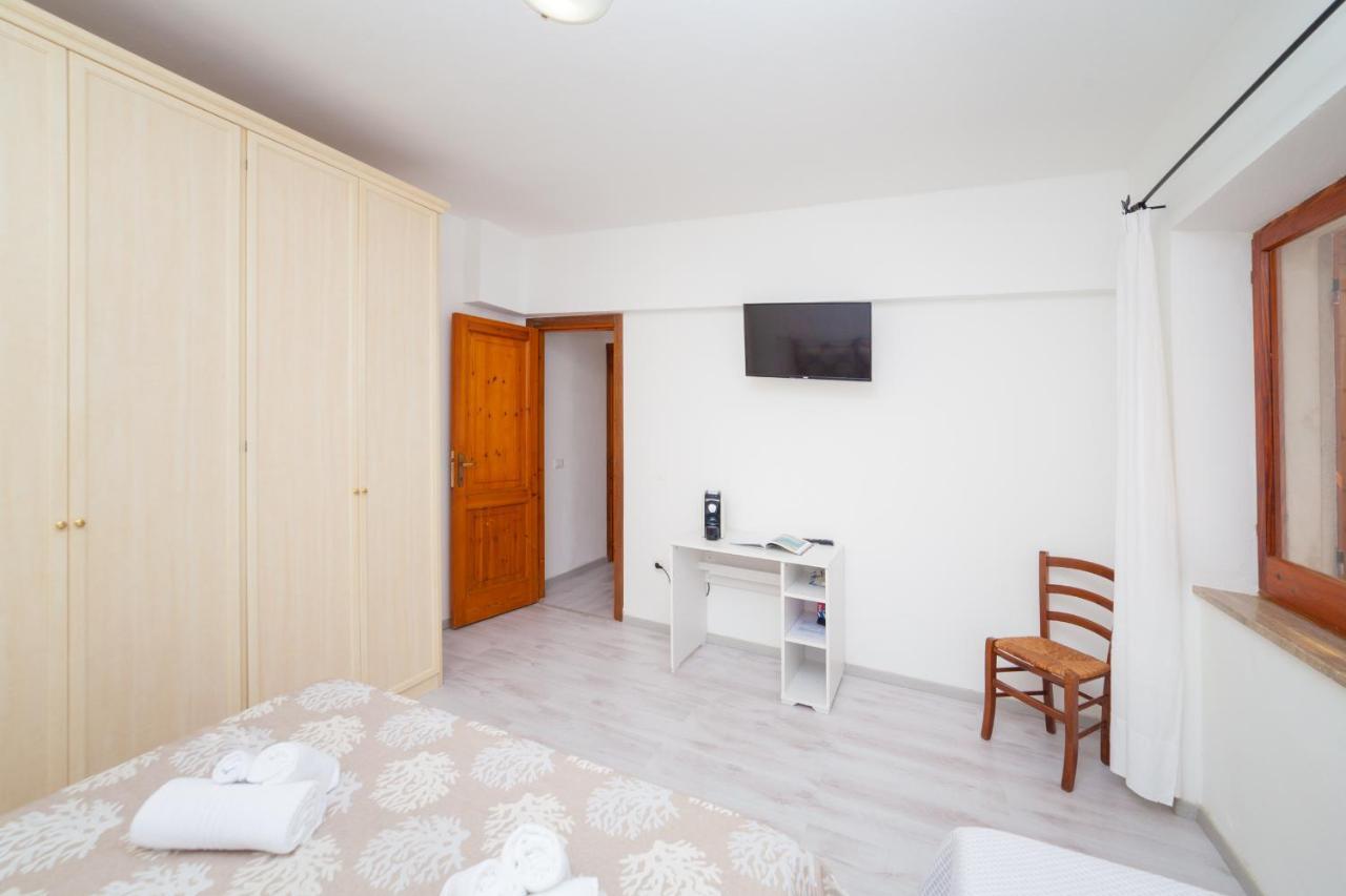 Brezza B&B Гольфо-Аранчи Экстерьер фото